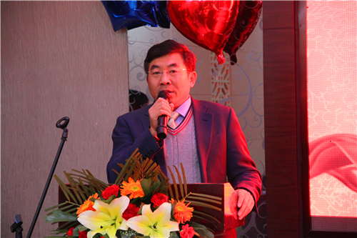 万华集团董事长牛新伟_南钢集团万华(2)